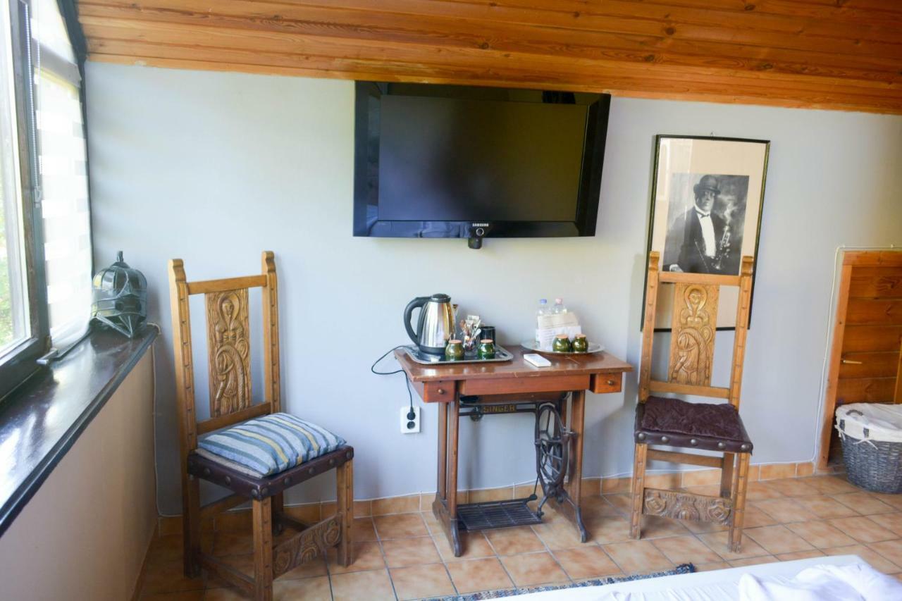 Pannonhalma Panzio Bed and Breakfast Buitenkant foto